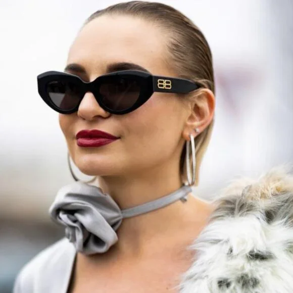 NEW BB0236S 001 BALENCIAGA BLACK WOMEN CAT EYE BALENCIAGA SUNGLASSES Balenciaga BB0236S 001 Cat Eye Black Sunglasses  main image 3